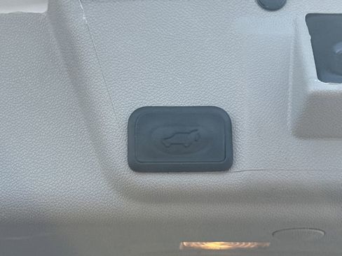 Used 2017 Buick Enclave Leather image 36