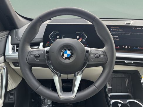 Used 2026 BMW X1 xDrive28i AWD/4WD image 9