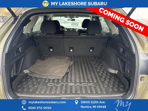 Used 2025 Subaru Outback Premium image 14