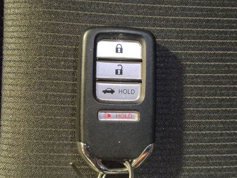Used 2022 Honda Accord Sport image 32