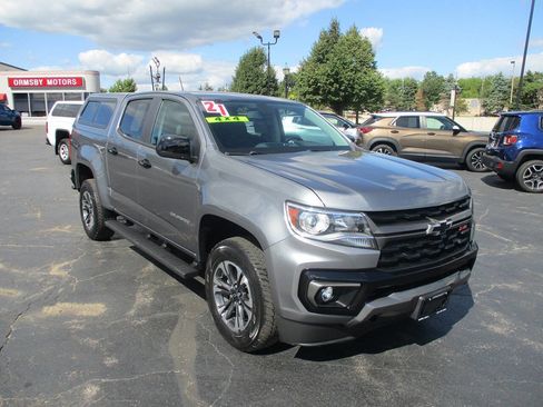 Used 2021 Chevrolet Colorado Z71 image 2