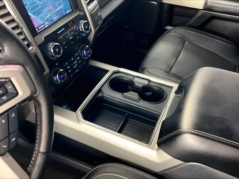 Used 2017 Ford F250 Lariat w/ Lariat Ultimate Package image 17