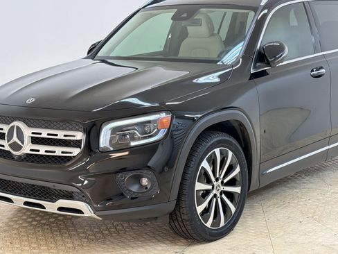 Used 2021 Mercedes-Benz GLB 250 image 17