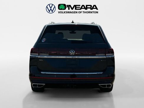 Used 2024 Volkswagen Atlas SEL Premium R-Line AWD/4WD image 4