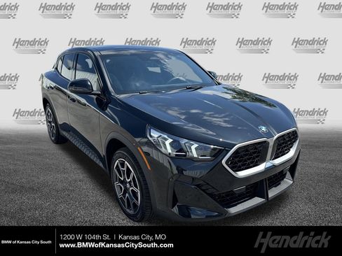 New 2026 BMW X2 xDrive28i w/ Convenience Package AWD/4WD image 1