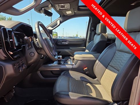 Used 2023 Chevrolet Silverado 1500 ZR2 w/ Technology Package AWD/4WD image 15