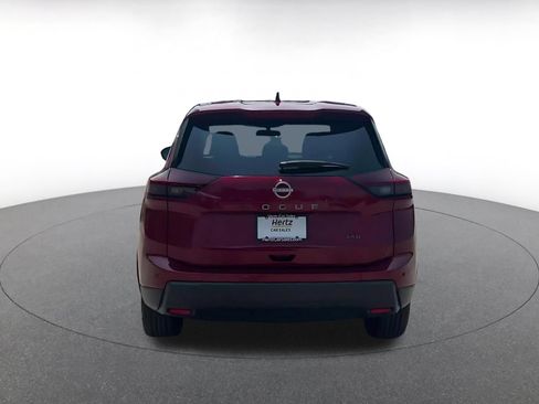 Used 2025 Nissan Rogue SV AWD/4WD image 12