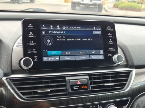 Used 2020 Honda Accord Sport image 24