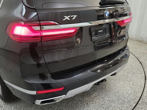 Used 2020 BMW X7 xDrive40i w/ Premium Package AWD/4WD image 30