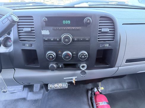 Used 2013 Chevrolet Silverado 2500 W/T image 15