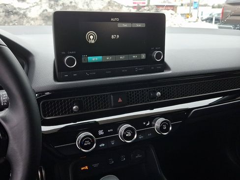 Used 2025 Honda Civic Sport image 19