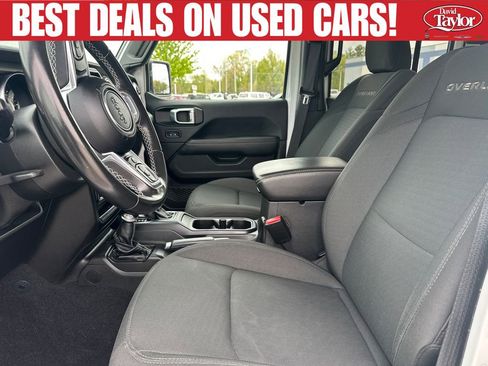 Used 2021 Jeep Gladiator Overland AWD/4WD image 10