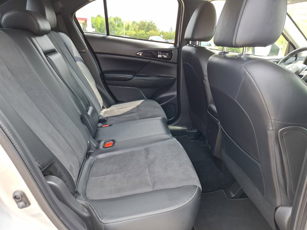 Used 2025 Mitsubishi Eclipse Cross SE AWD/4WD image 32