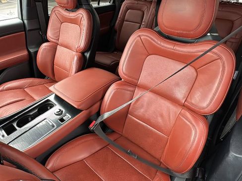 Used 2025 Lincoln Aviator Reserve w/ Equipment Group 201A AWD/4WD image 22