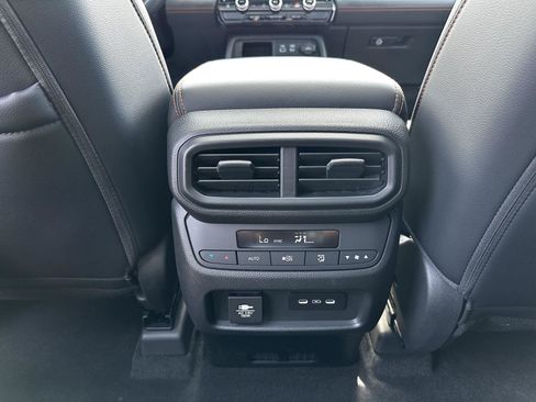Certified 2025 Honda Pilot TrailSport image 22