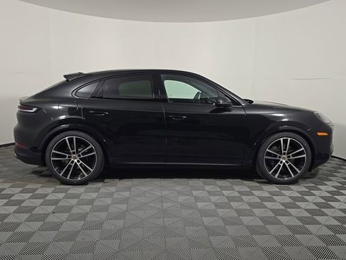 New 2026 Porsche Cayenne Coupe AWD/4WD image 8