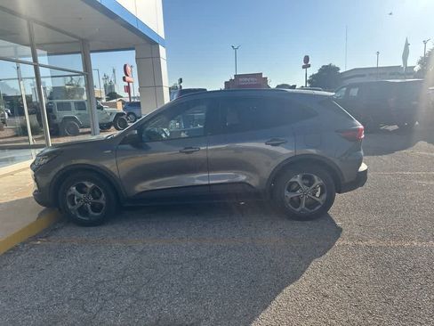 Used 2025 Ford Escape ST-Line FWD image 9