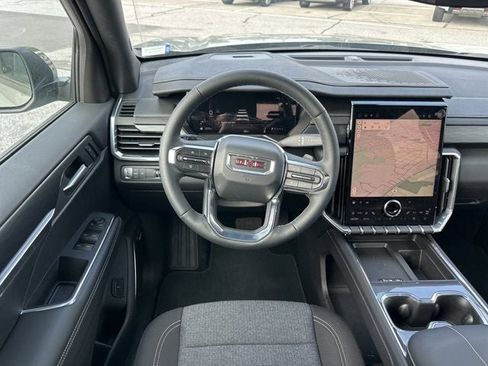 New 2025 GMC Acadia Elevation image 32