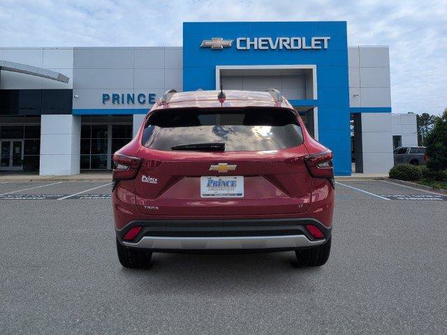 New 2026 Chevrolet Trax LT w/ Driver Confidence Package FWD image 10