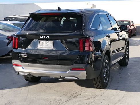 New 2026 Kia Sorento S FWD image 21