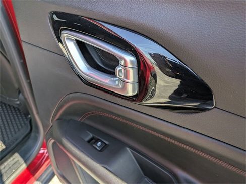 Used 2025 Jeep Compass Trailhawk w/ Trailhawk Elite Group image 29