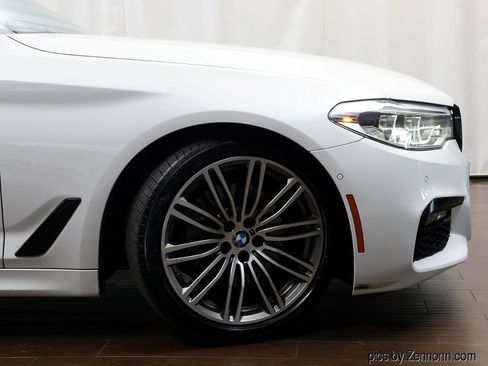 Used 2017 BMW 540i xDrive AWD/4WD image 4