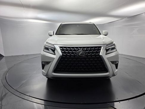 Used 2021 Lexus GX 460 Premium w/ Premium Package AWD/4WD image 2