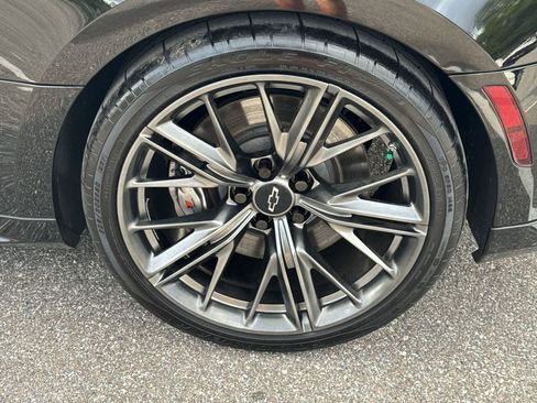 Used 2022 Chevrolet Camaro ZL1 RWD image 20