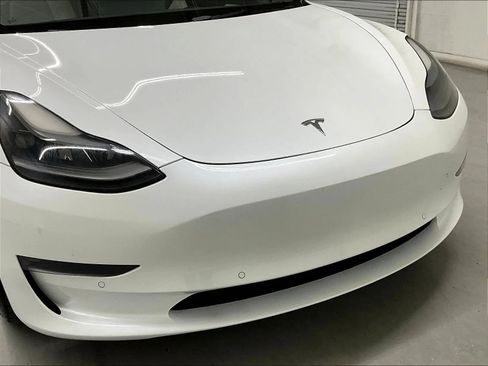 Used 2022 Tesla Model 3 Long Range AWD/4WD image 37