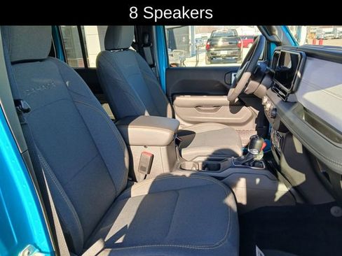 Used 2024 Jeep Wrangler Unlimited Sahara w/ Technology Group AWD/4WD image 15