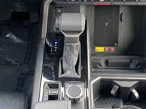 Certified 2025 Toyota Tundra Limited image 16