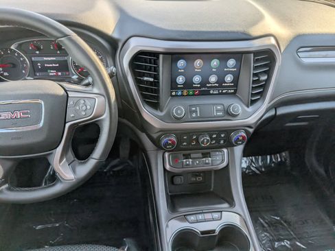 Certified 2023 GMC Acadia AT4 image 18