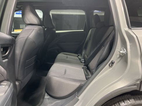 Used 2026 Subaru Forester Premium AWD/4WD image 36