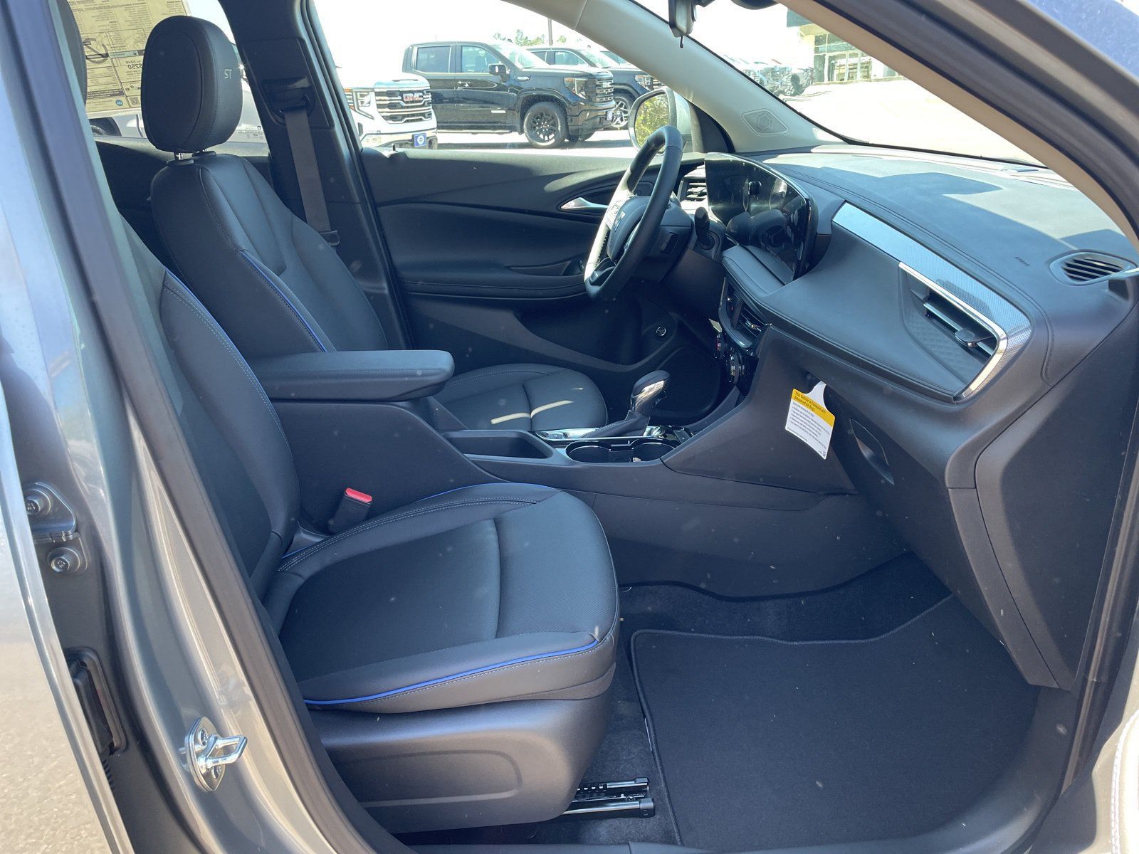 New 2026 Buick Encore GX Sport Touring w/ Comfort Package FWD image 35