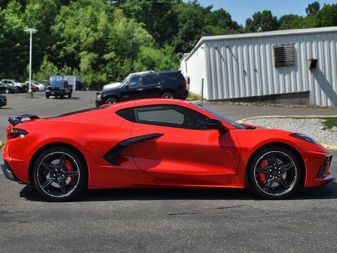 Used 2021 Chevrolet Corvette Stingray Premium Cpe w/ Z51 Performance Package RWD image 9