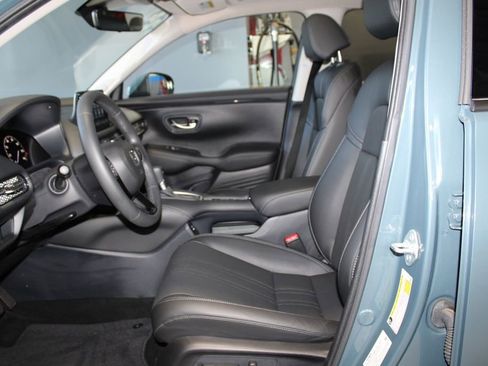 Certified 2024 Honda HR-V EX-L image 12