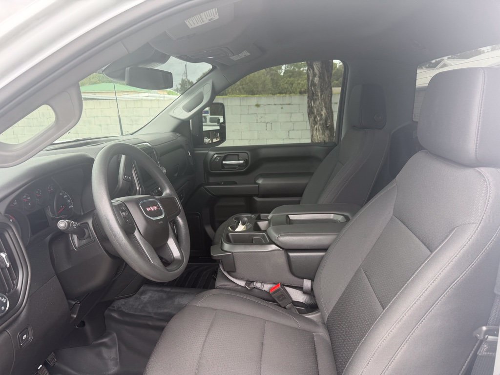 Used 2025 GMC Sierra 2500 Pro w/ Convenience Package AWD/4WD image 9