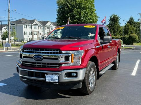 Used 2018 Ford F150 XLT w/ Equipment Group 302A Luxury AWD/4WD image 3