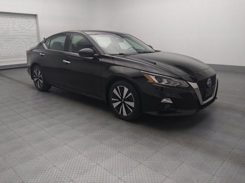 Used 2019 Nissan Altima 2.5 SV image 11