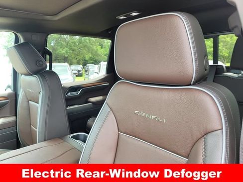 New 2026 GMC Sierra 1500 Denali w/ Denali Reserve Package AWD/4WD image 22