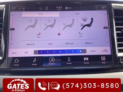 Used 2023 Chrysler Pacifica Touring-L image 20