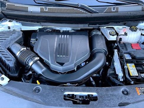 Used 2025 Buick Enclave Sport Touring image 32