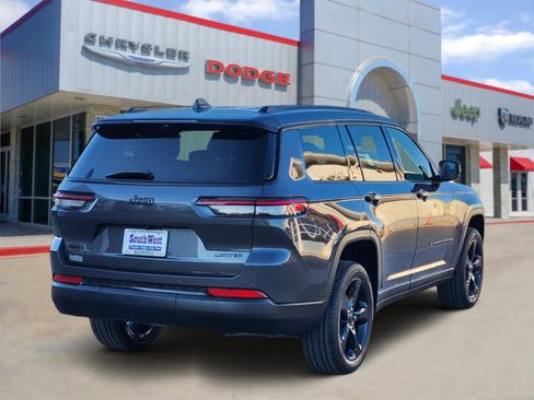 New 2025 Jeep Grand Cherokee L Limited w/ Luxury Tech Group II AWD/4WD image 5