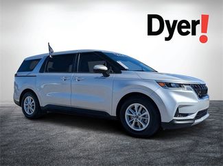 Certified 2023 Kia Carnival LX video 1