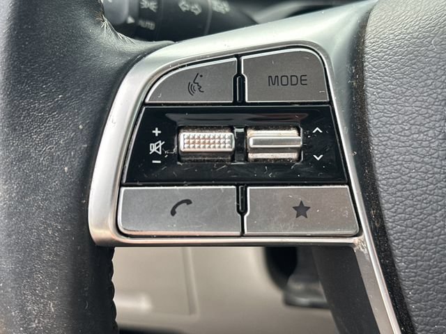 Certified 2024 Kia Carnival EX FWD image 22