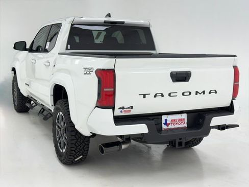 New 2026 Toyota Tacoma TRD Sport AWD/4WD image 38