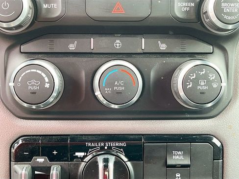 Used 2023 RAM 1500 Big Horn w/ Trailer Tow Group AWD/4WD image 15