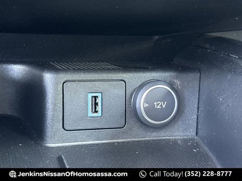 Used 2020 Ford Escape SE FWD image 33