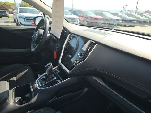 Used 2025 Subaru Outback Premium image 23