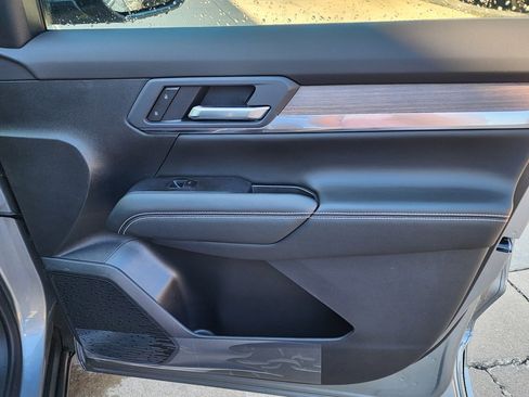 New 2026 GMC Terrain Denali image 38